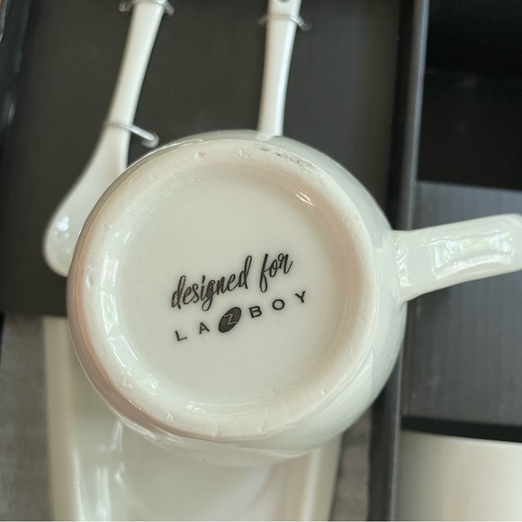 New in box 2 coffee cups & 2 plates & spoons. dessert, snacks, appetizers- - Picture 5 of 6